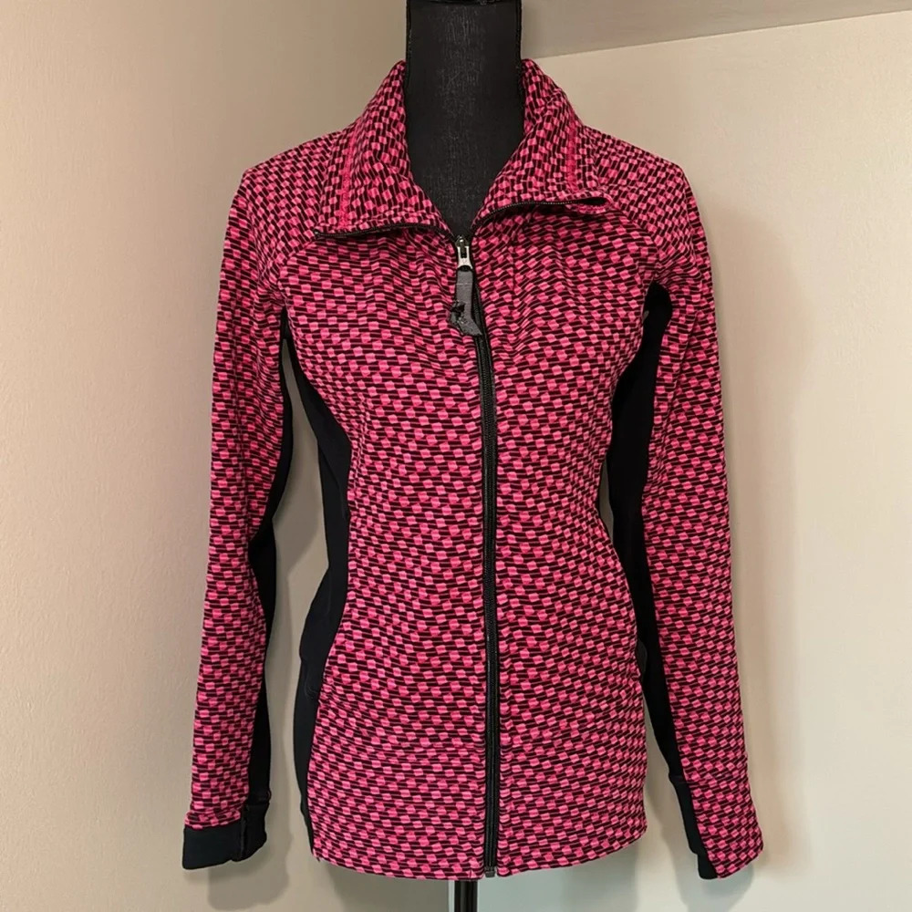 Lululemon Radiant Jacket women’s size 6 Deep Dive Berry Rumble / Black